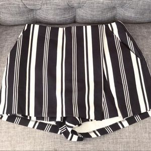 Striped Skort size XS